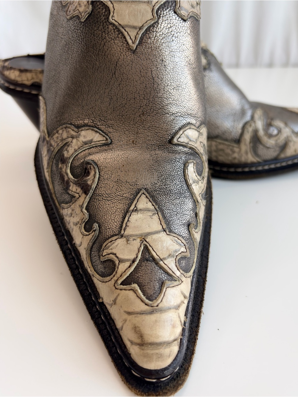 Donald J. Pliner Western Couture Collection Mule Metallic Gray Snakeskin 8M Y2K - Picture 8 of 17